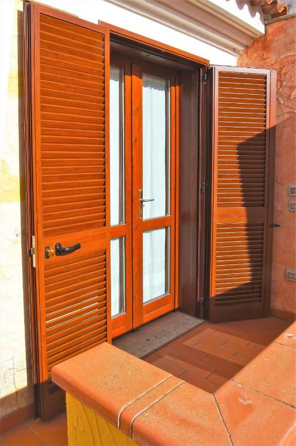 Calipso Appartement Santa Teresa Gallura Buitenkant foto