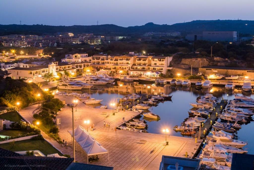 Calipso Appartement Santa Teresa Gallura Buitenkant foto